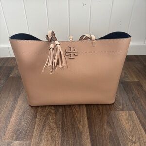 Tory Burch Tote with organizer